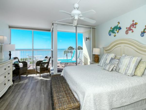 Longboat Key Vacation Condo with Full Gulf Views RARE FIND