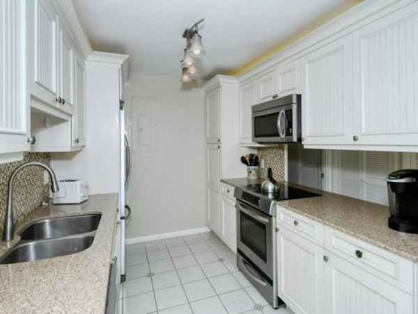 Longboat Key Vacation Condo with Full Gulf Views RARE FIND