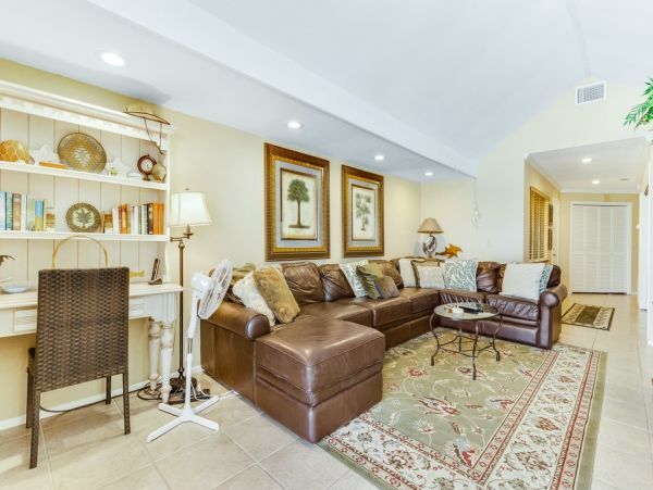 Three Bedroom Full Gulf of Mexico Views a Wow Condo