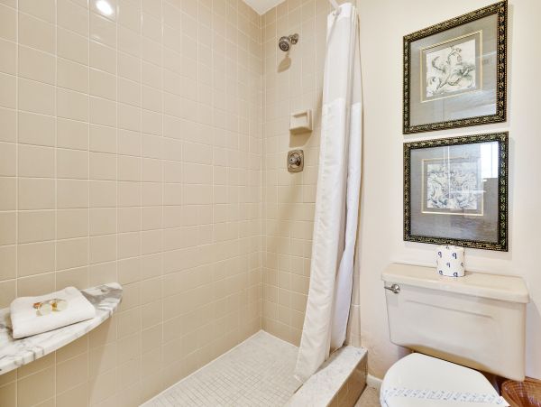 Three Bedroom Full Gulf of Mexico Views a Wow Condo