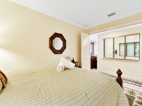 Three Bedroom Full Gulf of Mexico Views a Wow Condo
