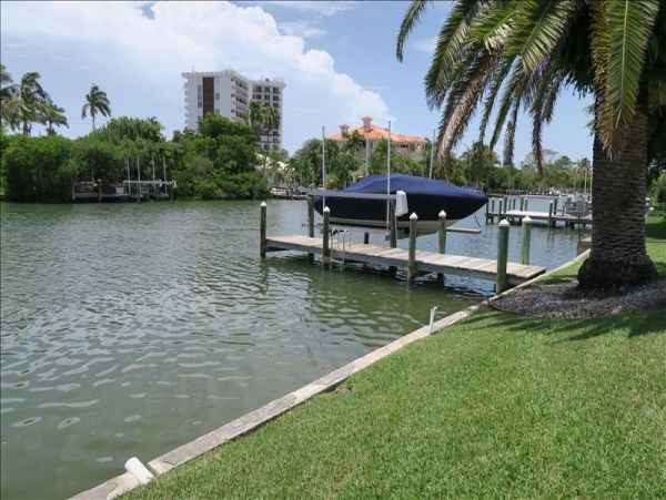 Canalfront Vacation Home in Lido Key with Pool & Boat Dock