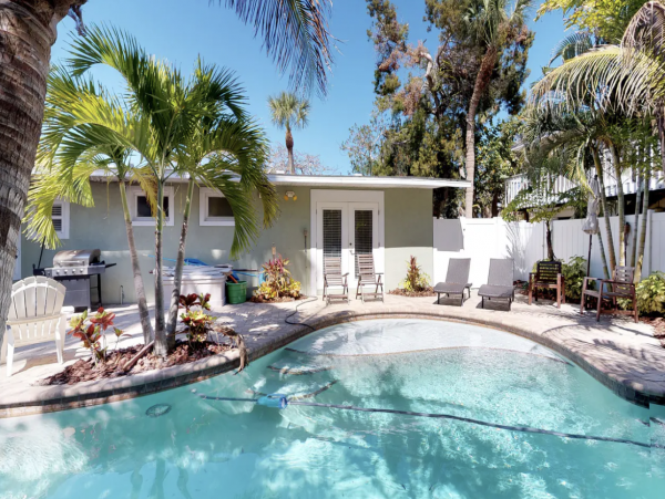 Luxury Anna Maria Vacation Rental 4 Bedrooms Plus Den