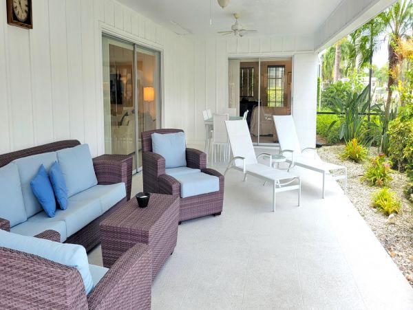 Four Bedroom Vacation Rental in Longboat Key Sleeps 7