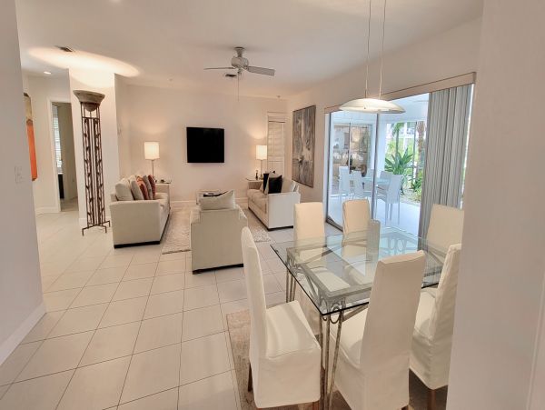 Four Bedroom Vacation Rental in Longboat Key Sleeps 7