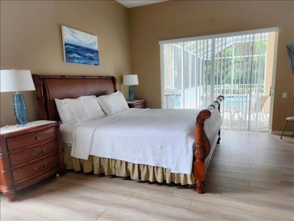 St Armands Circle Vacation Rental Home Sleeps 8