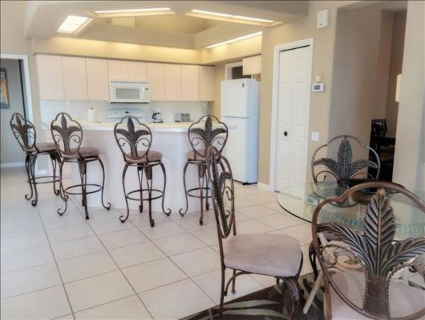 St Armands Circle Vacation Rental Home Sleeps 8