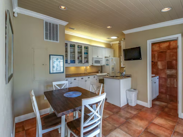 What An Amazing Anna Maria Island Vacation Home Available