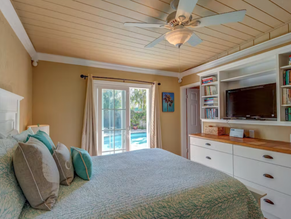 What An Amazing Anna Maria Island Vacation Home Available