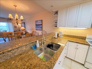 Longboat Key Vacation Condo Two Bedrooms With Bay Views