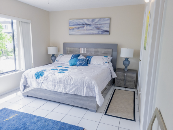 Spacious 2 Bedroom Condo in Lido Key