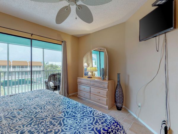 Value and Location - We Love this Bradenton Beach Rental with Pool