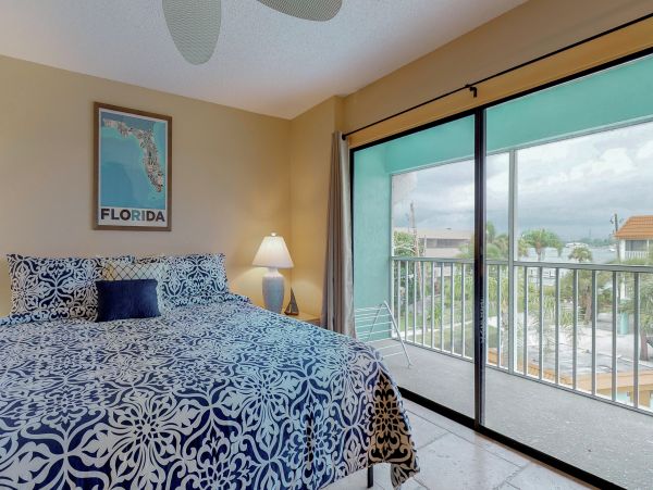 Value and Location - We Love this Bradenton Beach Rental with Pool
