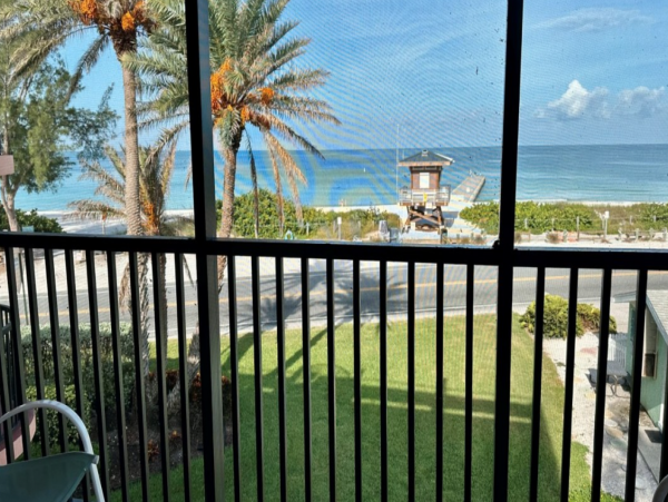 Bradenton Beach Two Bedroom Plus Den Rental 30 steps to GULF!!!!