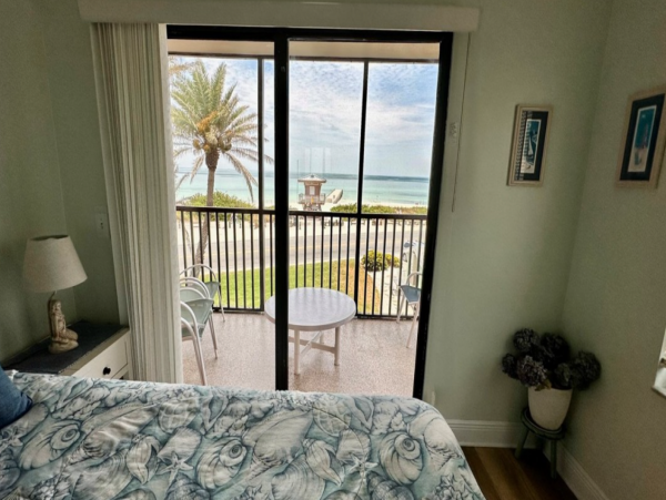 Bradenton Beach Two Bedroom Plus Den Rental 30 steps to GULF!!!!