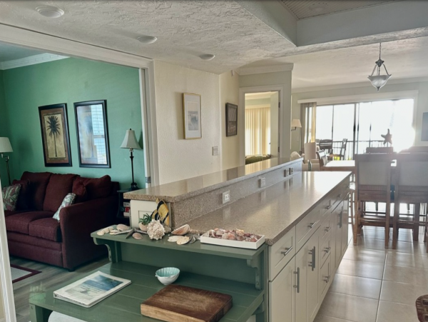 Bradenton Beach Two Bedroom Plus Den Rental 30 steps to GULF!!!!