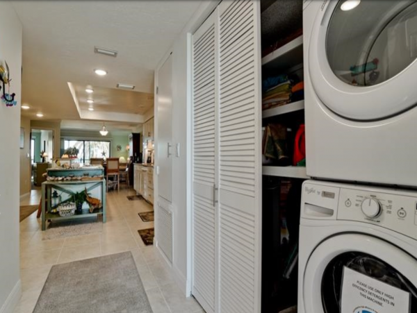 Bradenton Beach Two Bedroom Plus Den Rental 30 steps to GULF!!!!