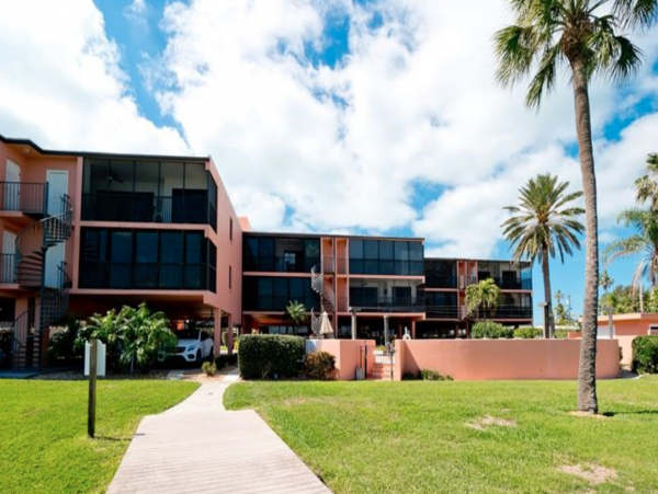 Bradenton Beach Two Bedroom Plus Den Rental 30 steps to GULF!!!!