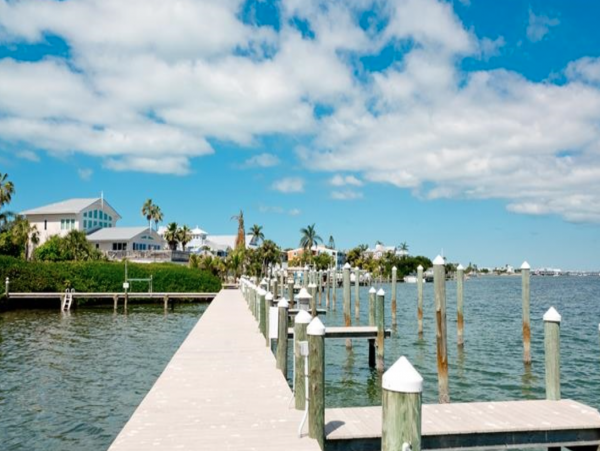 Bradenton Beach Two Bedroom Plus Den Rental 30 steps to GULF!!!!