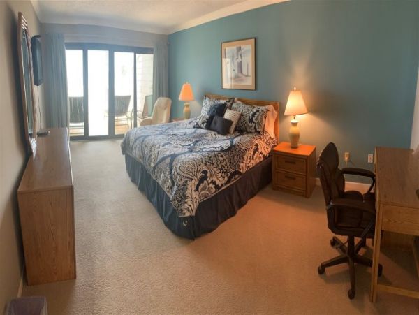 Great Value Siesta Key Beach Condo Three Bedrooms Sleeps 6