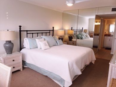 Siesta Key Vacation Condo Two Bedrooms Sleeps Six