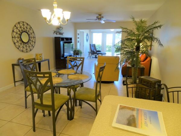 Siesta Key Vacation Condo Walk to Beach Two Bedroom