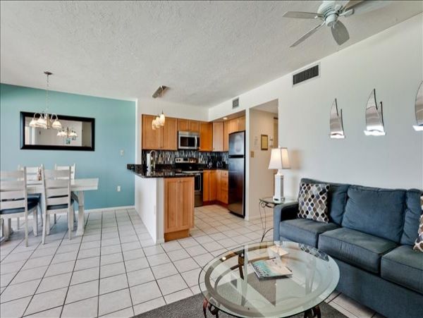Direct Beachfront Condo Rental on Anna Maria Island Sleeps 6