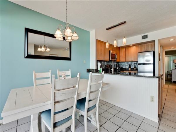 Direct Beachfront Condo Rental on Anna Maria Island Sleeps 6