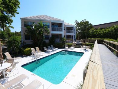 Longboat Key Beachfront Two Bedrooms Condo