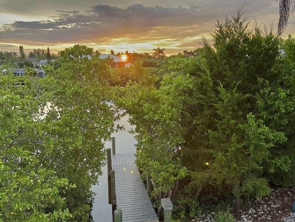 Located on the Much Coveted North End Of Anna Maria Island