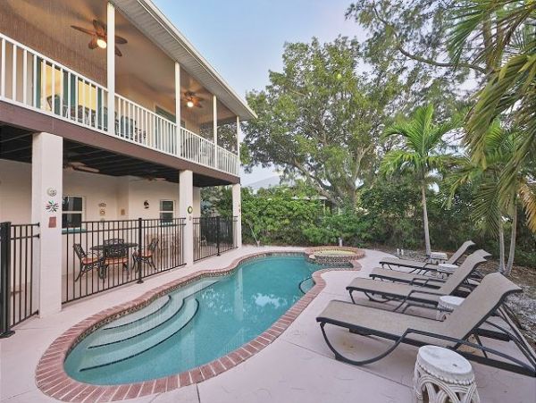 Located on the Much Coveted North End Of Anna Maria Island