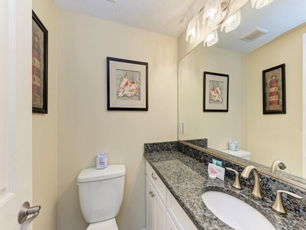 Anna Maria 5 Bedroom Rental Sleeps 12 Guests - Gulf Views