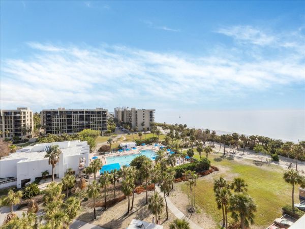 Longboat Key Vacation Rental - Beachfront Condo with Pool & Tennis