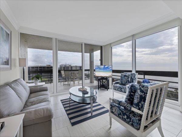 Longboat Key Vacation Rental - Beachfront Condo with Pool & Tennis
