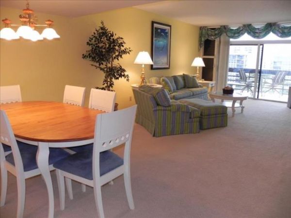Longboat Key Vacation Condo on Beach Side at South End
