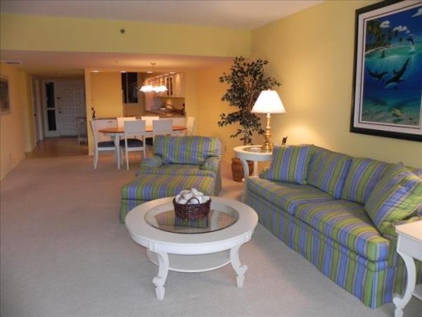 Longboat Key Vacation Condo on Beach Side at South End