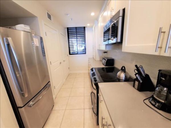 Longboat Key Beach Condo Direct Gulf Views