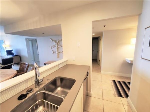 Longboat Key Beach Condo Direct Gulf Views