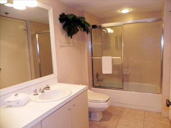 Longboat Key Vacation Condo on the Beach Great Pool