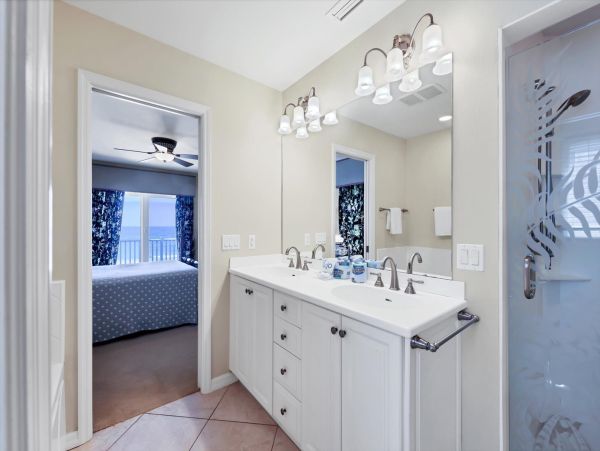 Beach Vacation Home on Longboat Key 4 Bedrooms