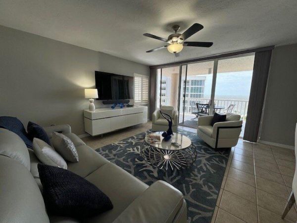 Luxury Vacation Rental in Naples, FL with Gulf Views
