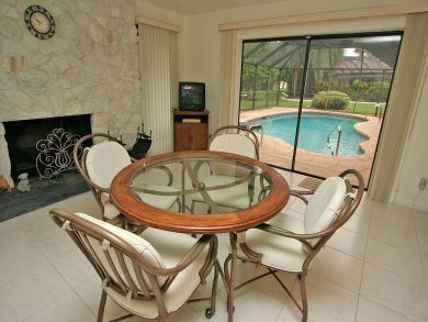 2 bedroom Home With Private Heated  Pool