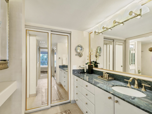 Longboat KeyJunior Suite with full Gulf View