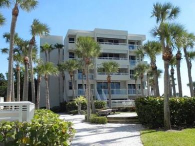 Longboat Key Studio Gulf Front Vacation Rental Condo-