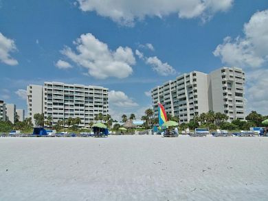 Longboat Key Studio Gulf Front Vacation Rental Condo-