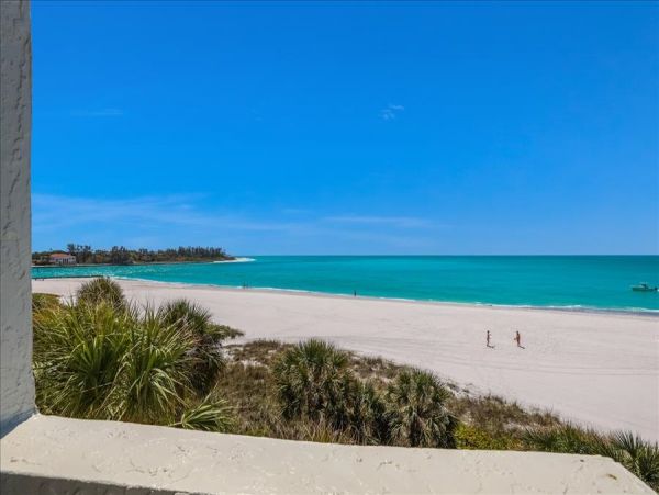 Luxury Beachfront Longboat Key Vacation Rental Condo