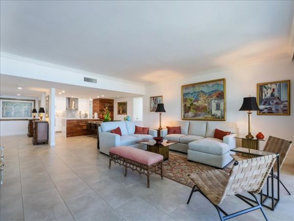 Luxury Beachfront Longboat Key Vacation Rental Condo
