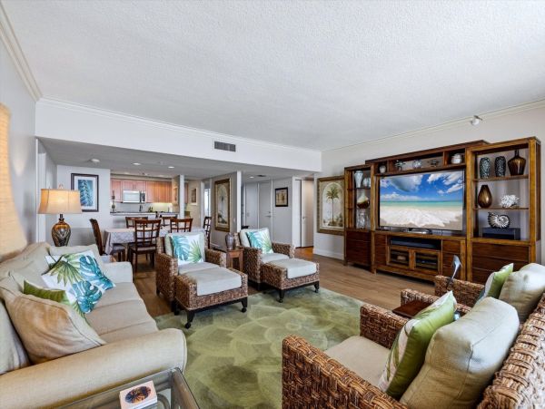 Longboat Key Beachfront Vacation Rental - Gulf Coast Condo