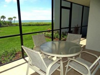 Longboat Key  Vacation Condo On Beach Sleeps 6 Guests