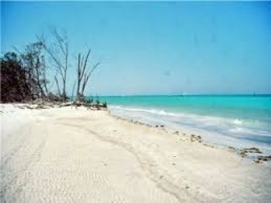 Longboat Key  Vacation Condo On Beach Sleeps 6 Guests